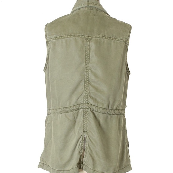 Kenneth Cole Reaction Vest - Picture 3 of 7